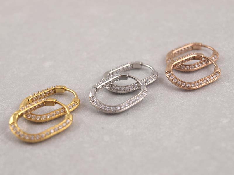 Creolen Chirurgenstahl mit Kristallen