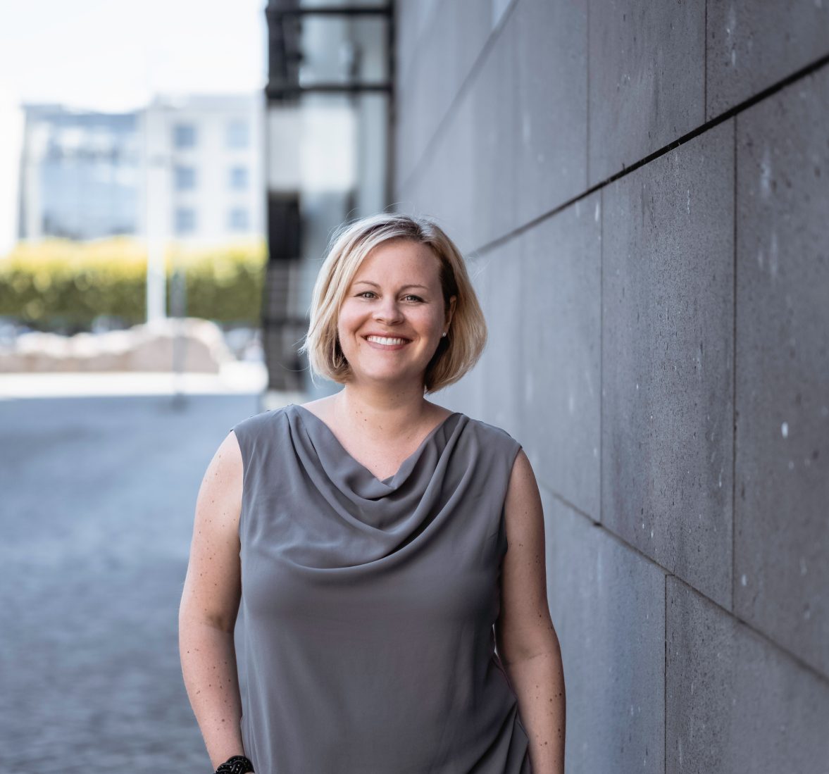 Dr. Cindy Erhardt