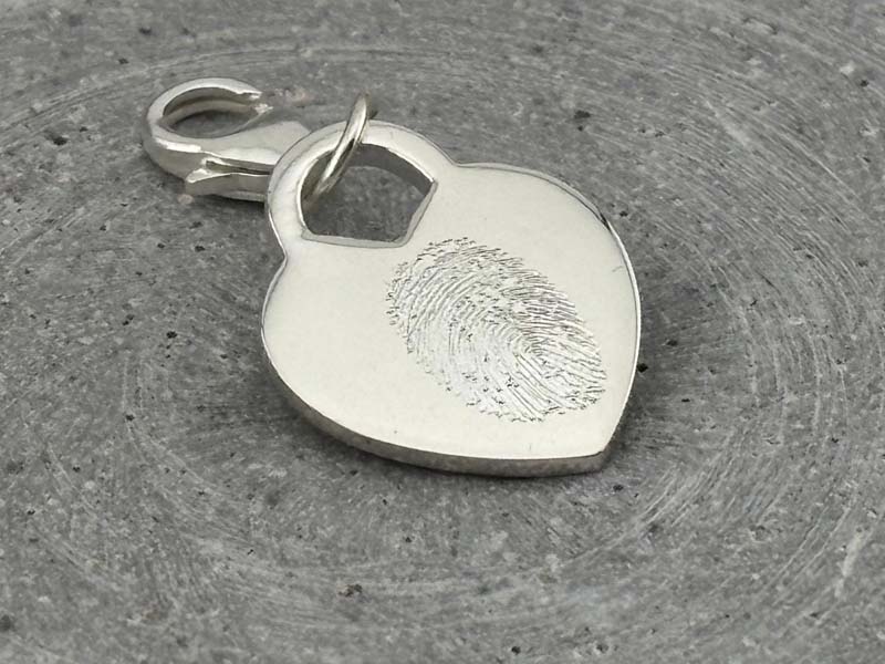 Herzanhänger Silber mit Fingerabdruck Gravur